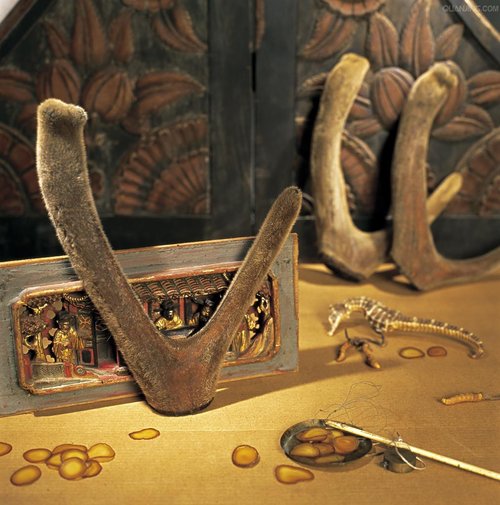 quà biếu nhung hươu