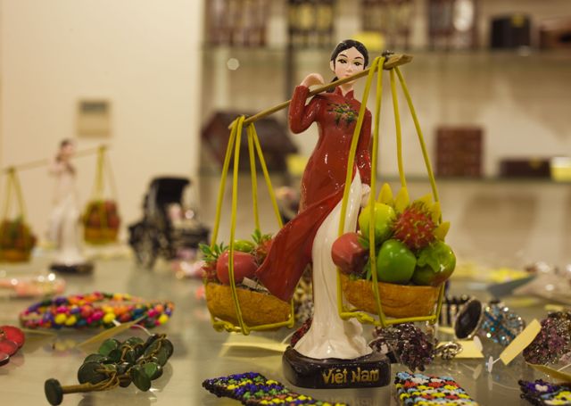 quà tặng cho khách nước ngoài