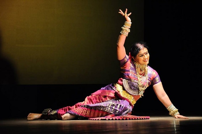  Sudha Chandran là nghệ sĩ tài ba dù mất đi một bàn chân
