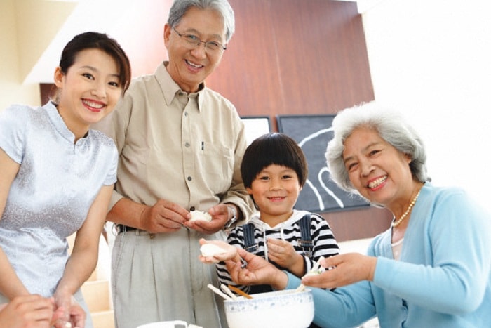 Lựa chọn món quà tết giúp ông bà vui vẻ Lựa chọn món quà tết giúp ông bà vui vẻ