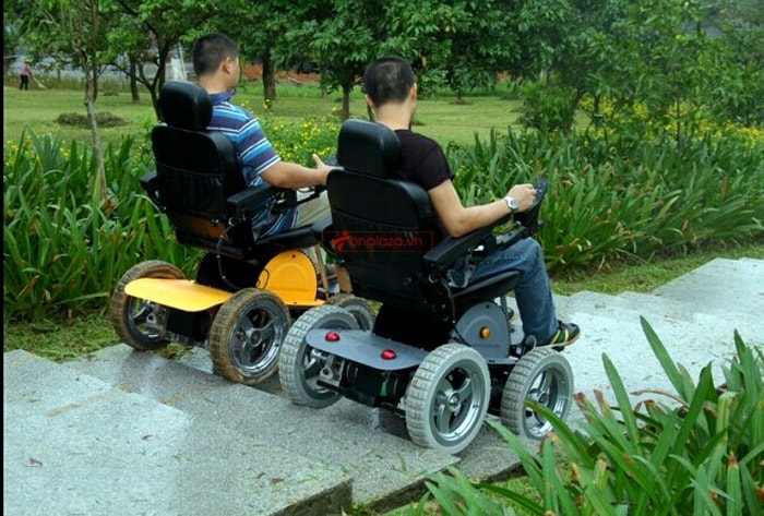 Xe lăn điện 4 bánh điều khiển bằng tay SUV-WY-MY-001cao cấp TM009 2